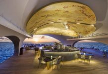 Enjoy the Festive Season at The St. Regis Maldives Vommuli Island Resort Enjoy the Festive Season at The St. Regis Maldives Vommuli Island Resort