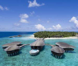 Enjoy the Festive Season at The St. Regis Maldives Vommuli Island Resort