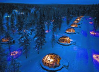 Kakslauttanen Arctic Resort – The World’s Best Arctic Resort