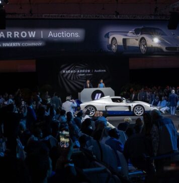 Maserati MC12 Stradale: record-selling at auction.