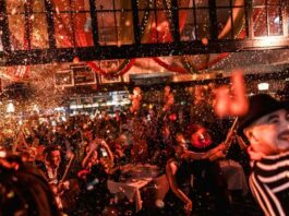 Chic Nonna Transforms Into a Gingerbread Wonderland This December